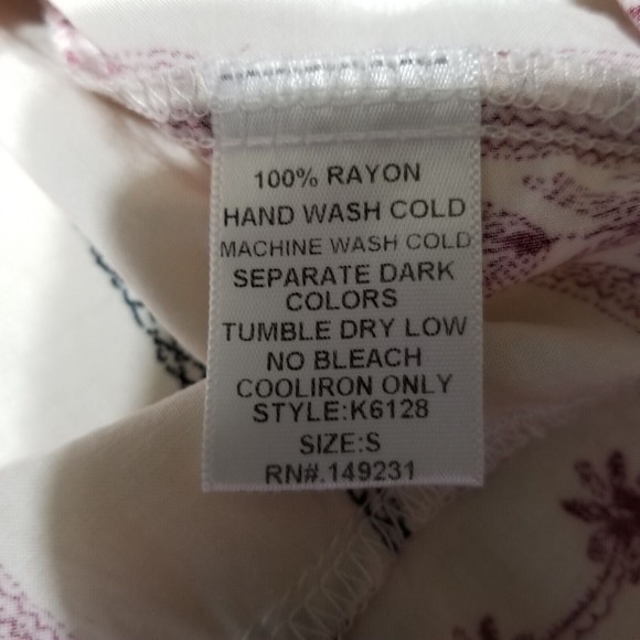 Women's Blouse Kori America Size Small Cream and Red Open Back Cold Shoulder - Picture 13 of 13